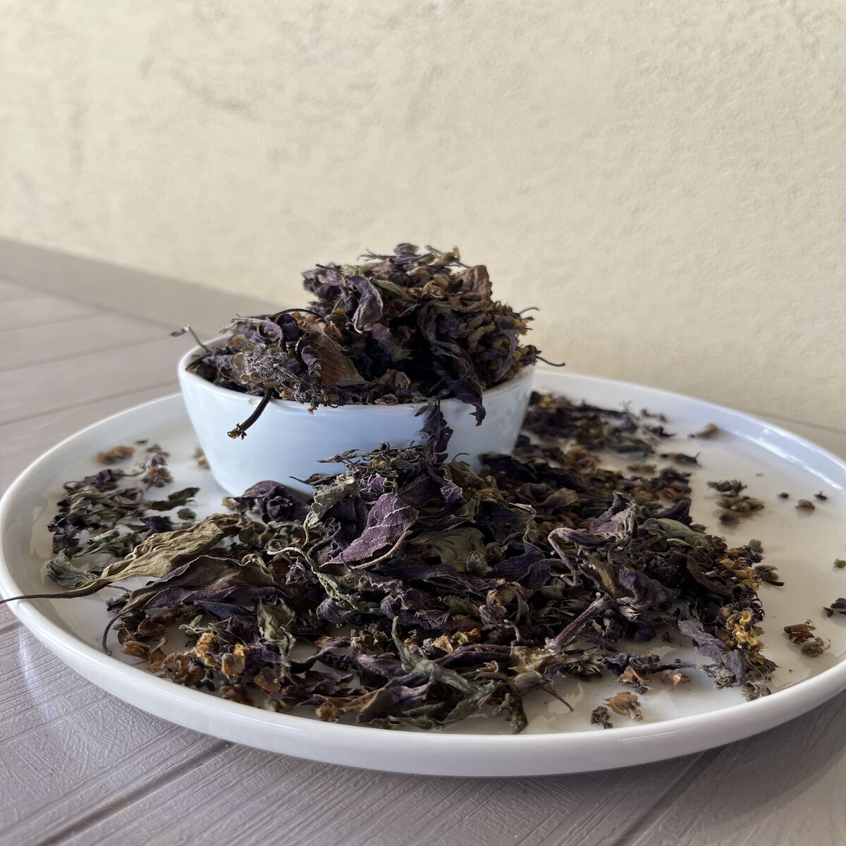 Kuru Mor Fesleğen 50 Gr
