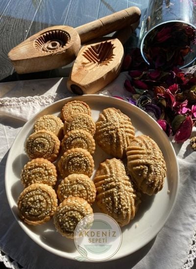 Akdeniz Sepeti - Geleneksel Kömbe Tarifi ( Ma'amoul)